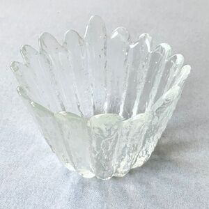 VINTAGE SCANDINAVIAN FLOWER PETAL SHAPED RIM CANDLE VOTIVE TEXTURED GLASS